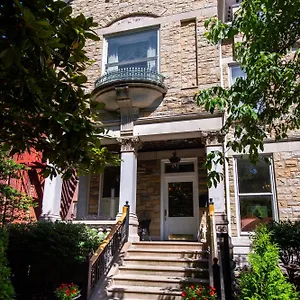 https://central-park-bed-breakfast.hotels-louisville.com