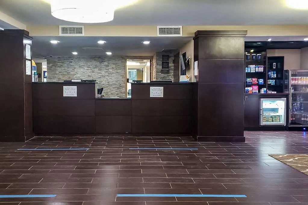 Comfort Inn & Suites St Pete - Clearwater International Airport