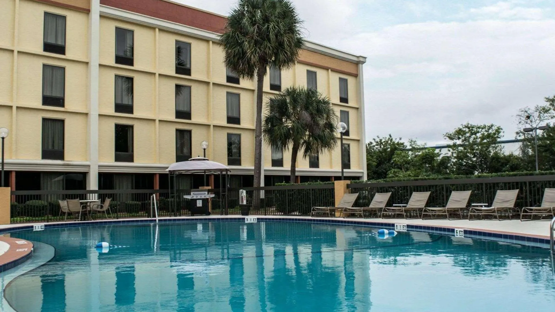 Comfort Inn & Suites St Pete - Clearwater International Airport United States
