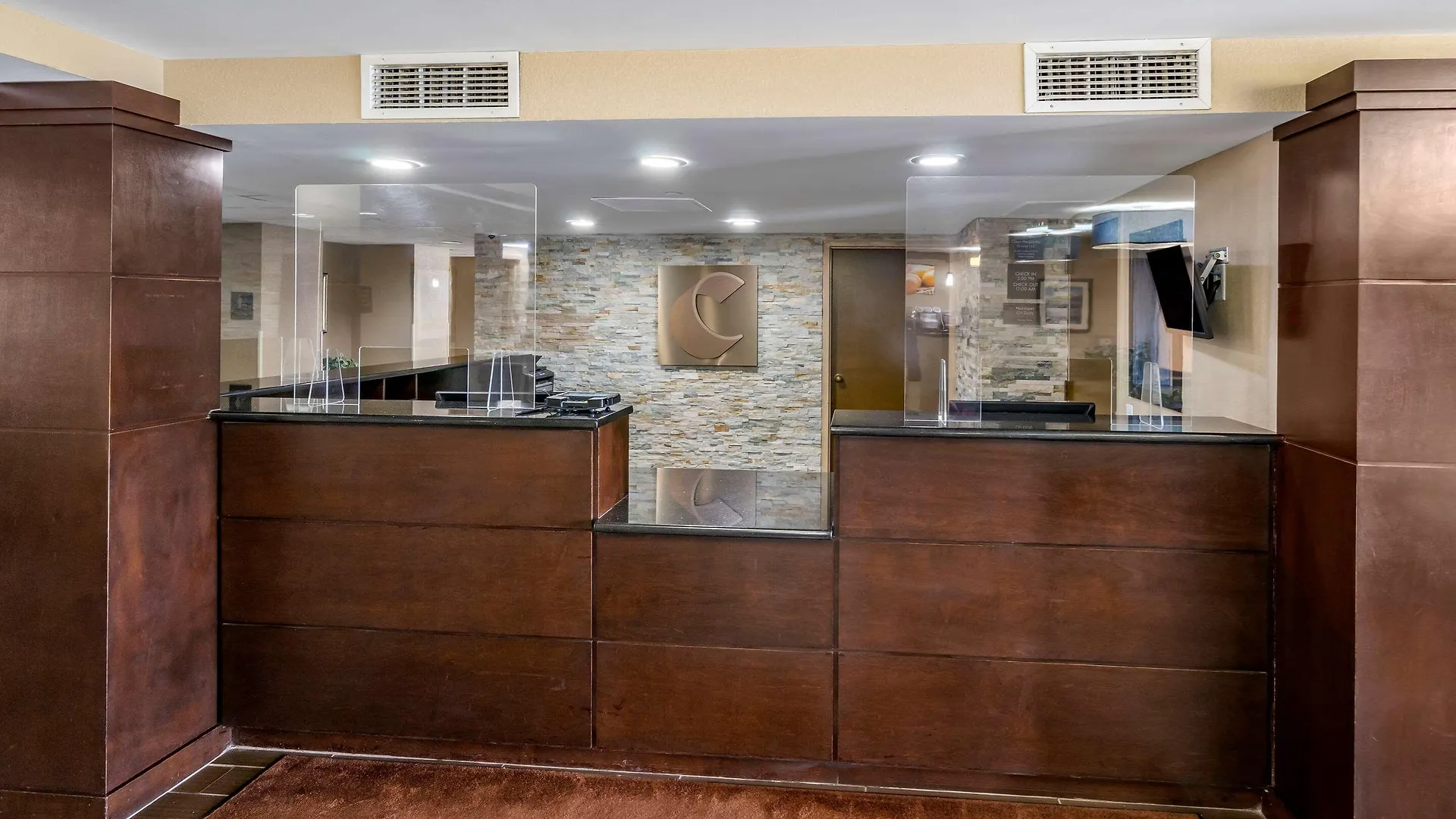 Comfort Inn & Suites St Pete - Clearwater International Airport 2*,  United States